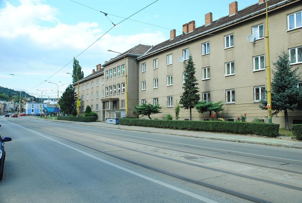 Hostel Sd Nemcovej 1 Košice Exterior foto